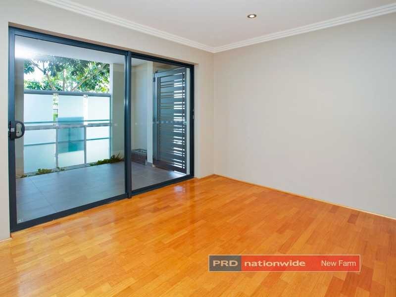 Unit 1/7 Helen Street, Teneriffe QLD 4005