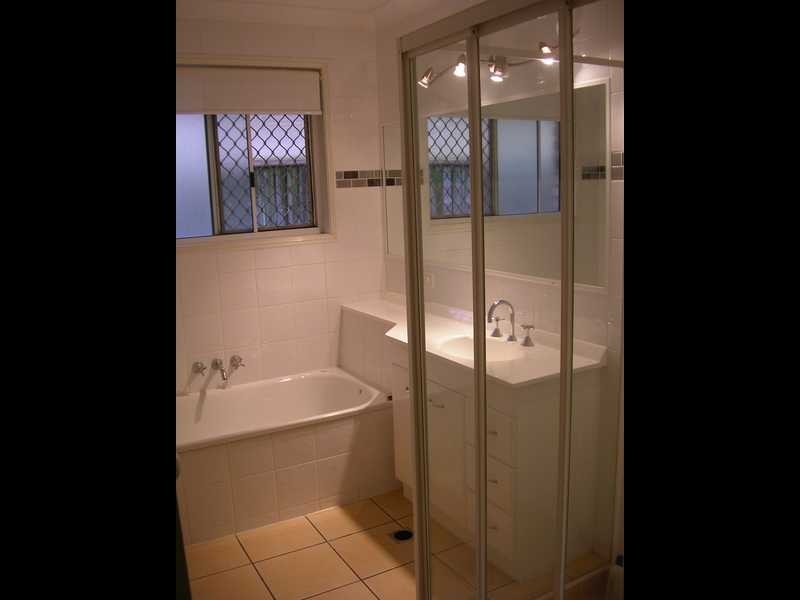 13 Leonard Street, Wellington Point QLD 4160