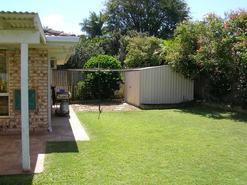 13 Leonard Street, Wellington Point QLD 4160