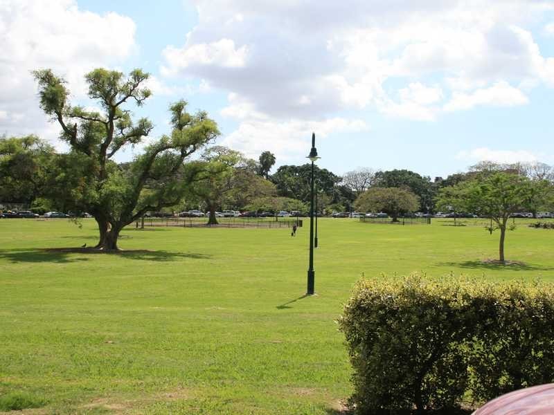 Unit 2/18 Llewellen, New Farm QLD 4005