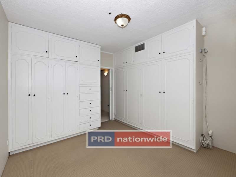 Unit 3b/11 Hillside, Hamilton QLD 4007