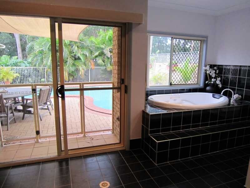 11 Grevillea Street, Ormiston QLD 4160