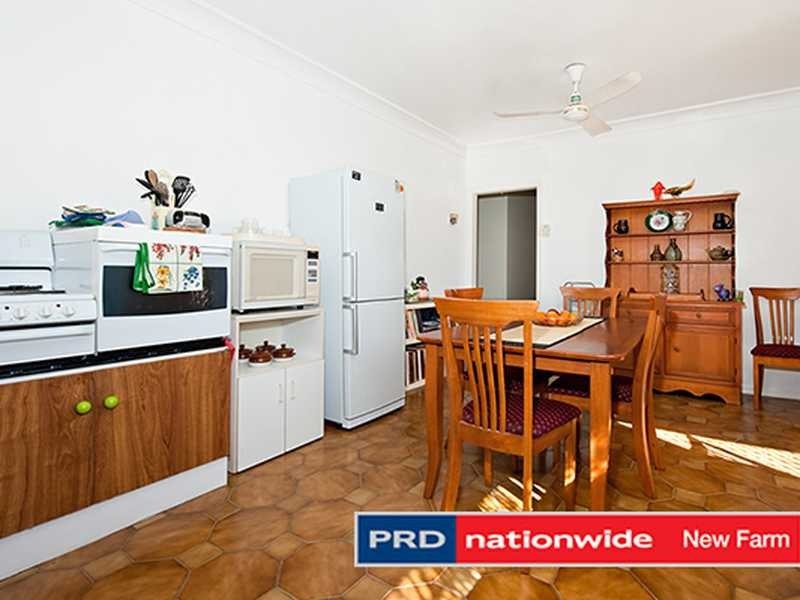 2 Agincourt Street, Grange QLD 4051