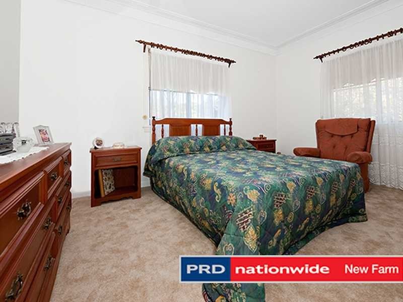 2 Agincourt Street, Grange QLD 4051