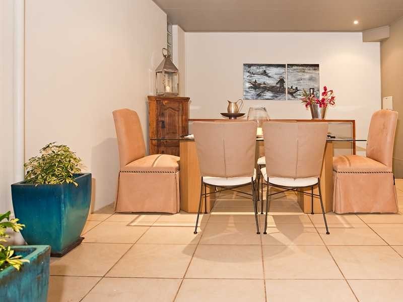 15 Halford Street, Newstead QLD 4006