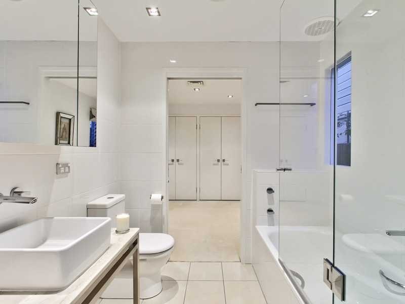 11 Isaac Street, Spring Hill QLD 4000
