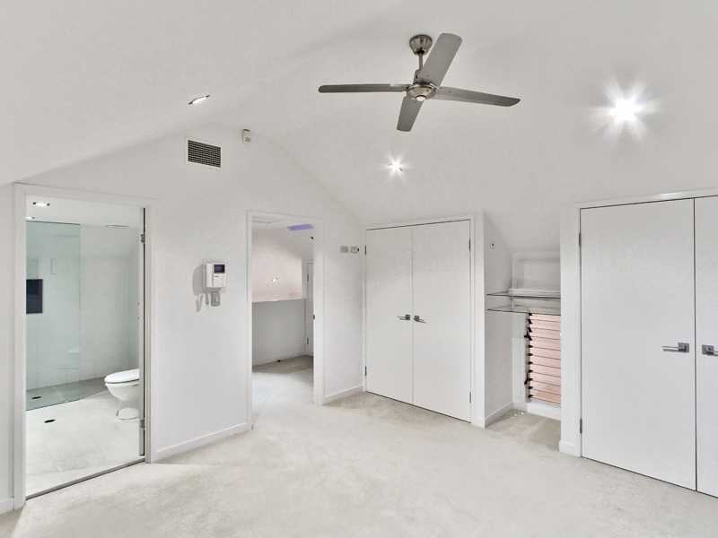 11 Isaac Street, Spring Hill QLD 4000