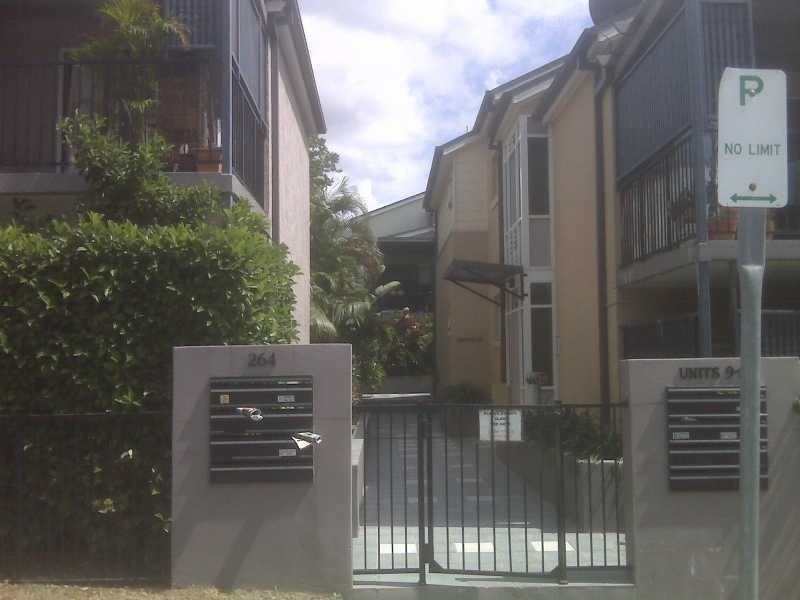 Unit 8/264 Kent Street, New Farm QLD 4005