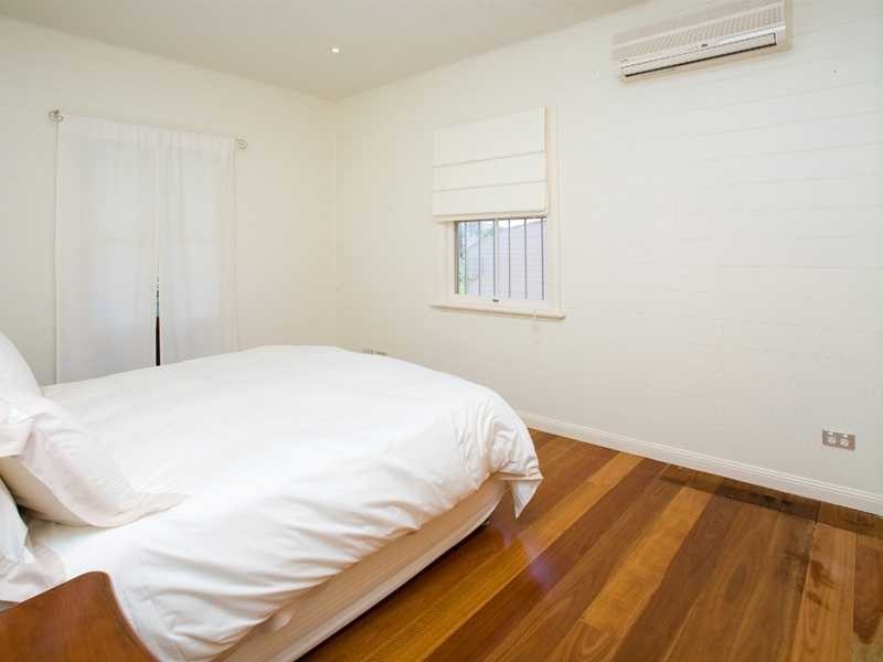 69 Sinclair Street, Kangaroo Point QLD 4169