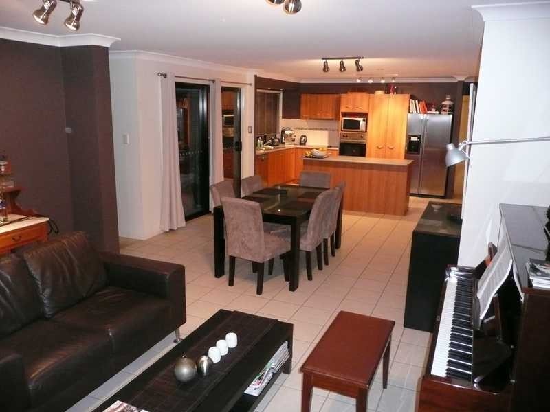 50 Jessica Crescent, Nudgee QLD 4014