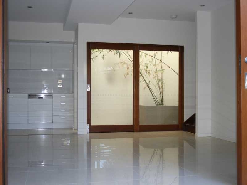 Unit 2/15 Halford Street, Newstead QLD 4006