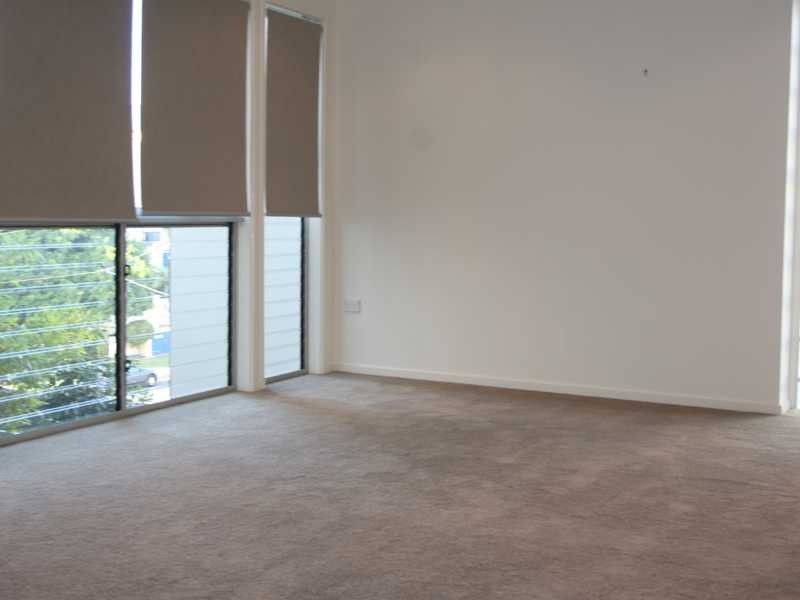 Unit 2/15 Halford Street, Newstead QLD 4006