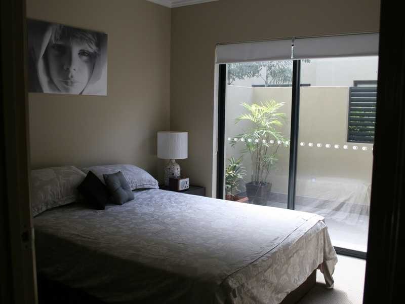 Unit 13/7 Helen Street, Newstead QLD 4006