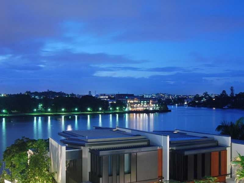 Unit 326/90 Wynnum Road, Norman Park QLD 4170