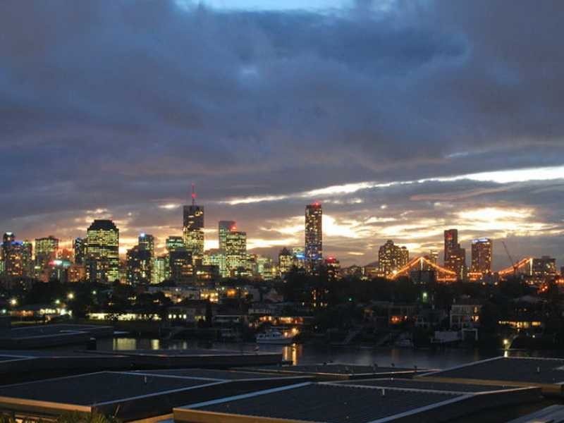 Unit 326/90 Wynnum Road, Norman Park QLD 4170