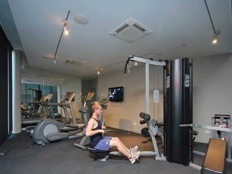 Unit 326/90 Wynnum Road, Norman Park QLD 4170