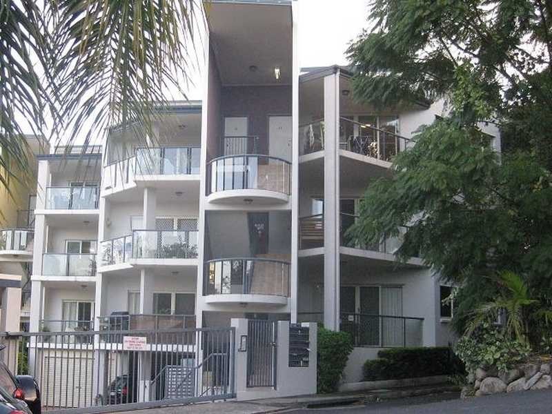 Unit 8/35 Beeston Street, Newstead QLD 4006