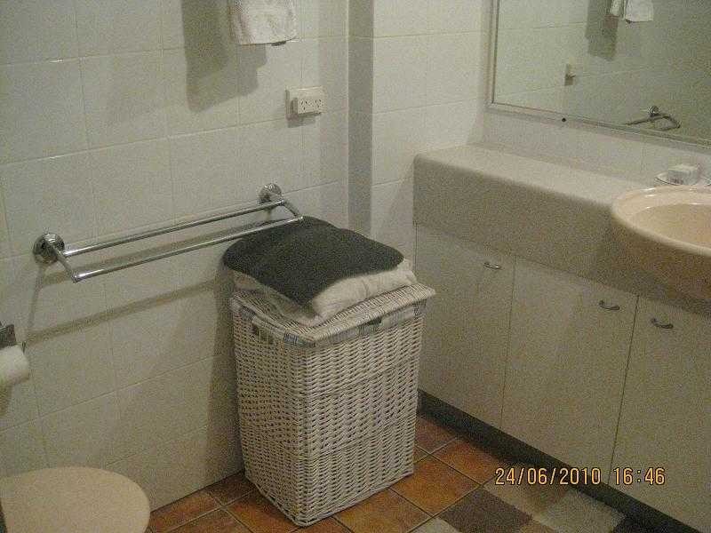 Unit 8/35 Beeston Street, Newstead QLD 4006