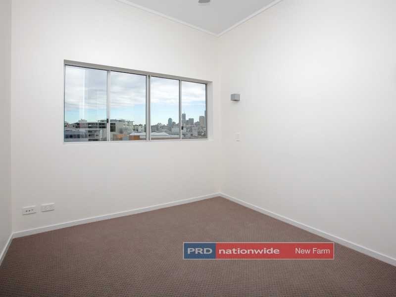 Unit 501/19 Masters Street, Newstead QLD 4006