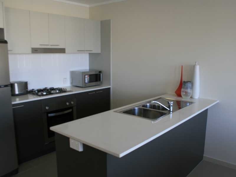 Unit 506/19 Masters Street, Newstead QLD 4006