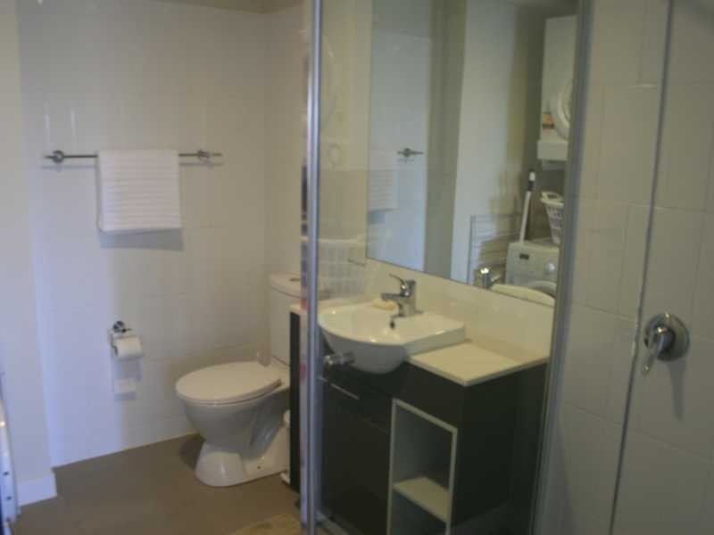 Unit 506/19 Masters Street, Newstead QLD 4006