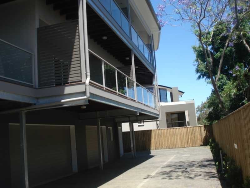 Unit 2/185 Norman Avenue, Norman Park QLD 4170