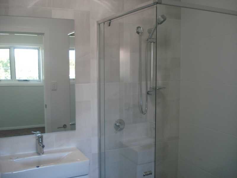 Unit 2/185 Norman Avenue, Norman Park QLD 4170