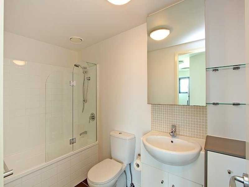 Unit 113/454 Upper Edward Street, Spring Hill QLD 4000