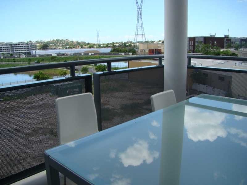 Unit 409/19 Masters Street, Newstead QLD 4006