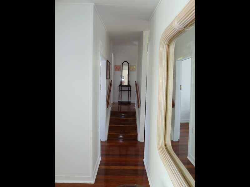 4 Alkina Street, Kenmore QLD 4069