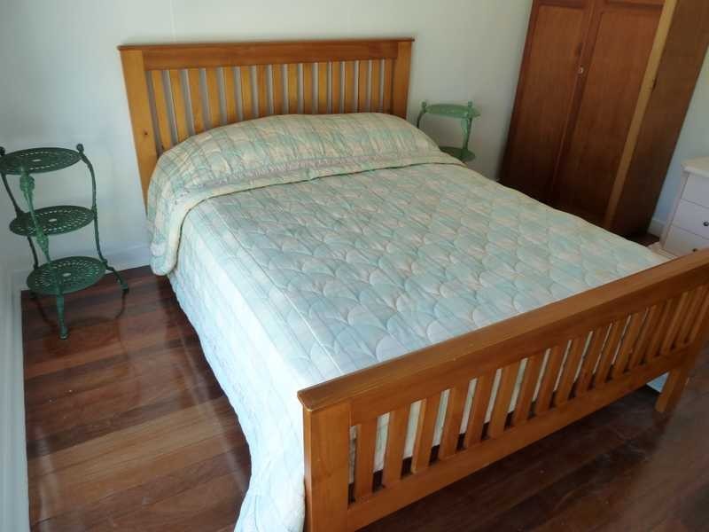 4 Alkina Street, Kenmore QLD 4069