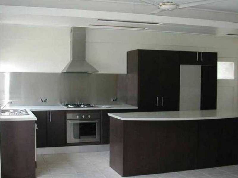 17 Confederate Street, Red Hill QLD 4059