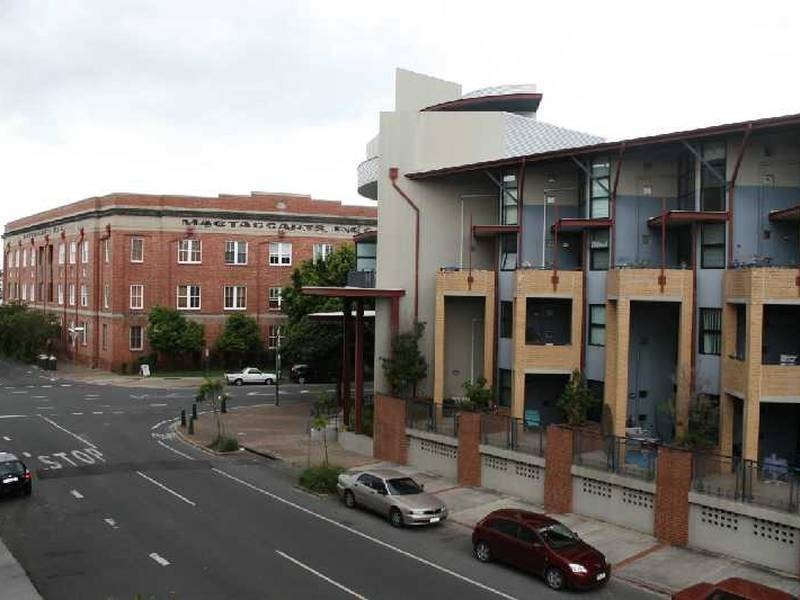 Unit 9/140 Commercial Road, Teneriffe QLD 4005