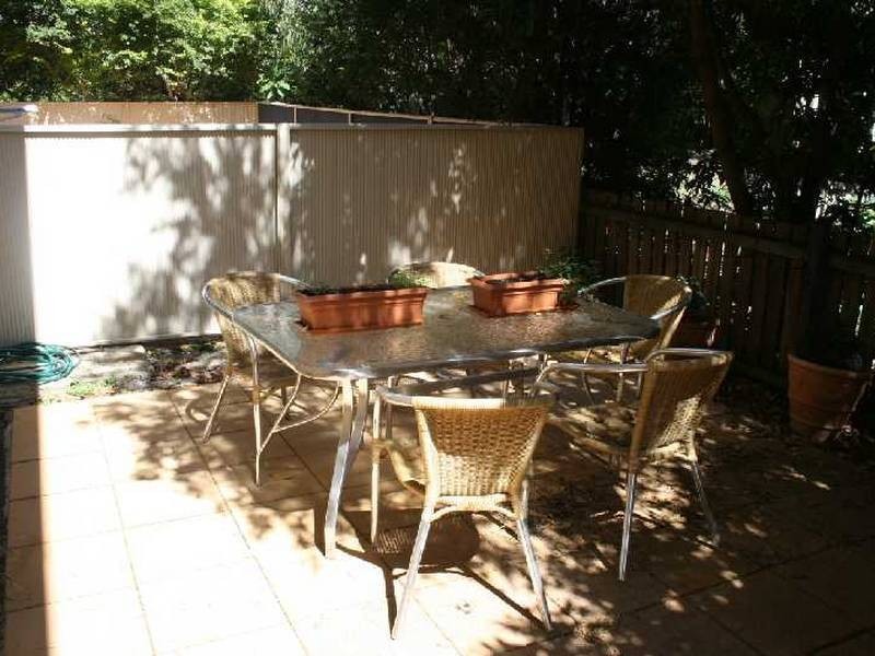 Unit 2/39 Antill Street, Wilston QLD 4051