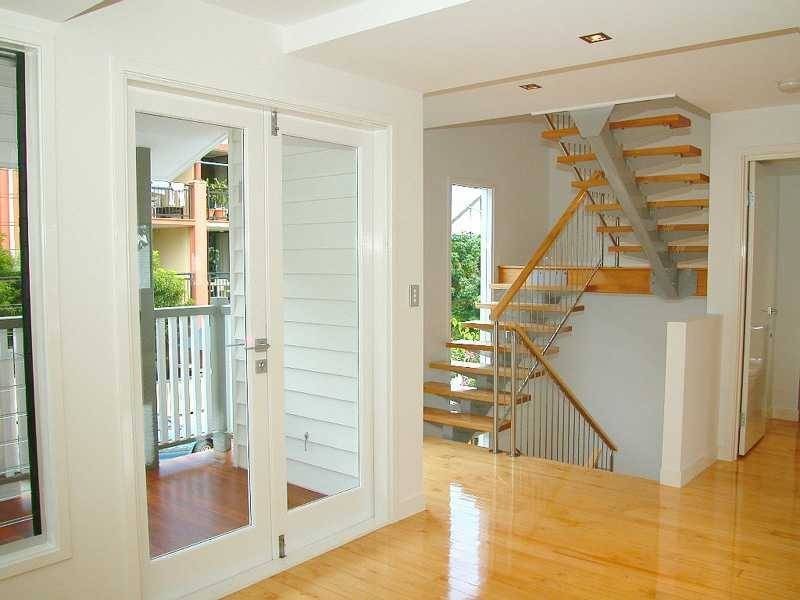 3 Isaac Street, Spring Hill QLD 4000