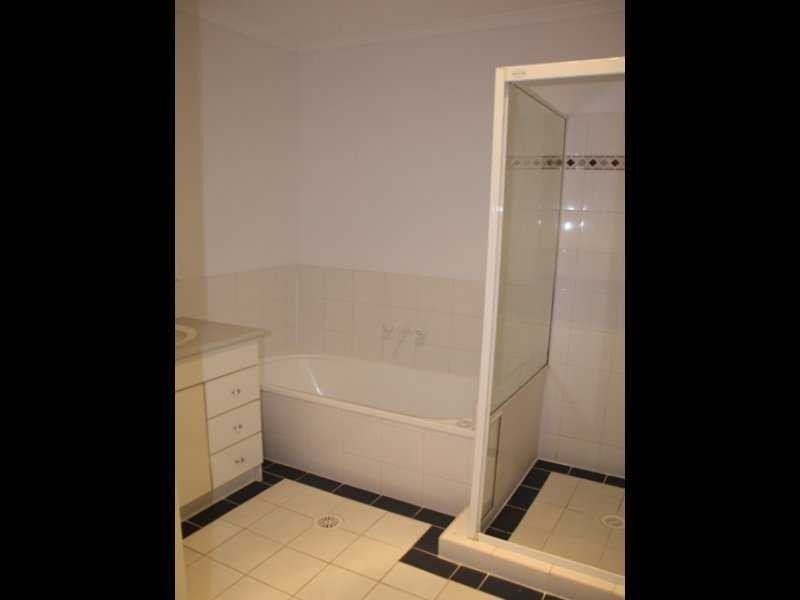 Unit 1/36 Andrew Street, Balmoral QLD 4171