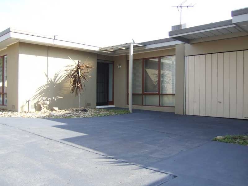 3/17 Eel Race Road, Carrum VIC 3197