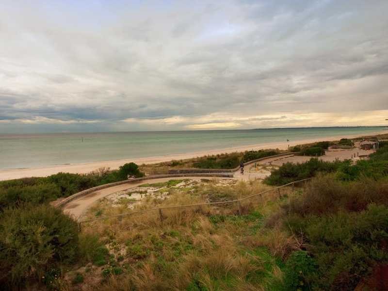 Unit 1/15 Harding Avenue, Bonbeach VIC 3196