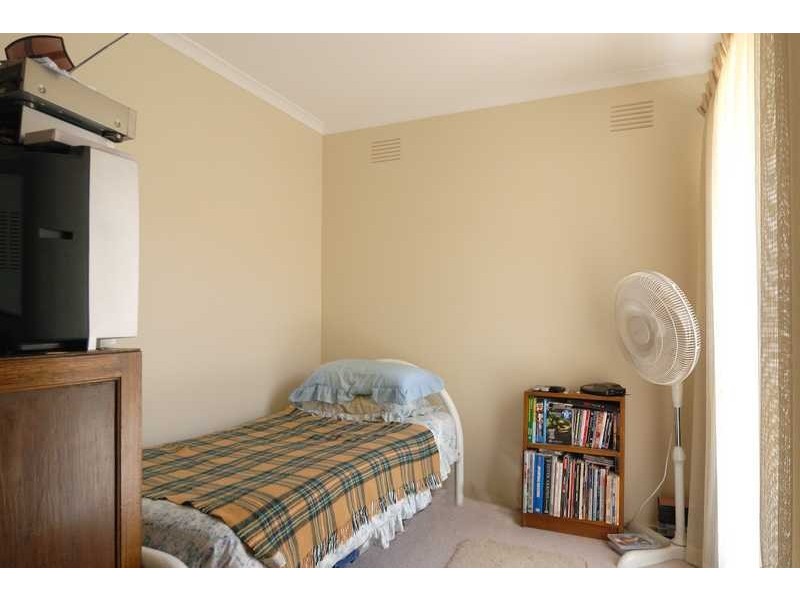 2/10 Higham, Cheltenham VIC 3192