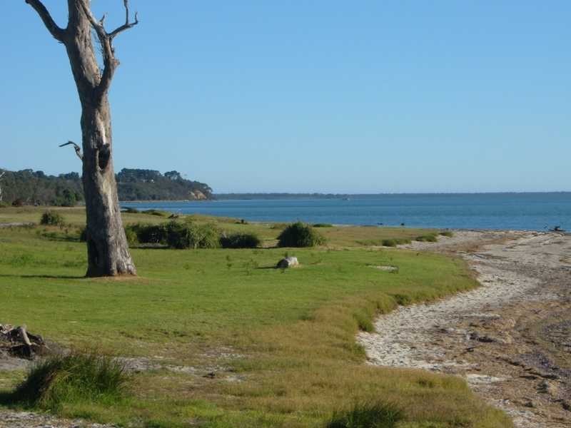 315 Reynolds Road, Metung VIC 3904