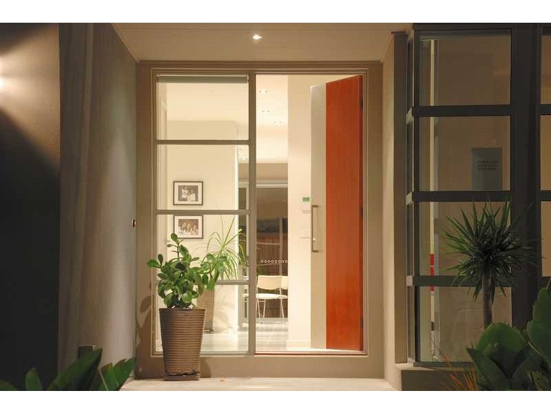 8 Lake King Circle, Waterways VIC 3195