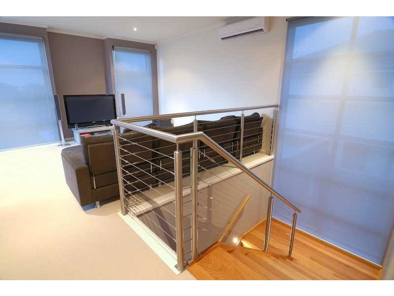 8 Lake King Circle, Waterways VIC 3195