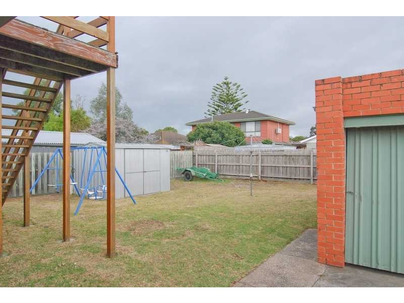 17 Brolga Avenue, Chelsea Heights VIC 3196