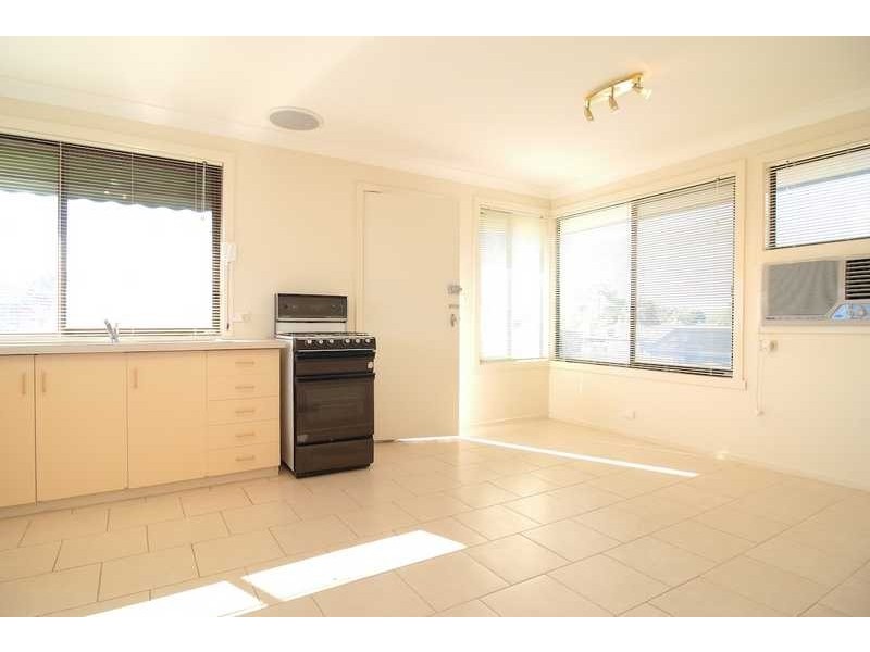 17 Brolga Avenue, Chelsea Heights VIC 3196