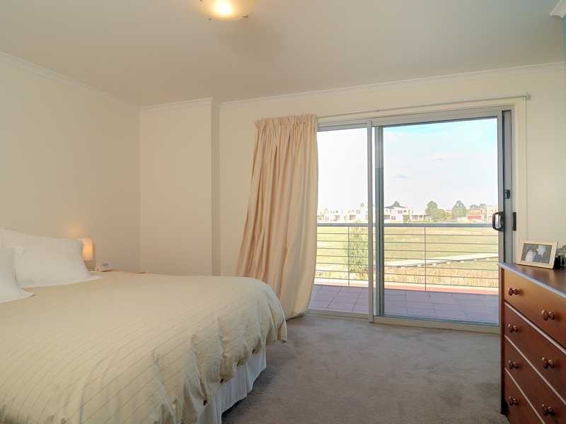 17 Jenkins Street, Mordialloc VIC 3195