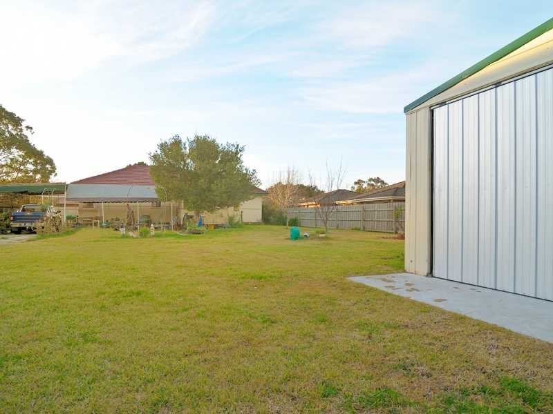 50 Woodbine Grove, Chelsea VIC 3196