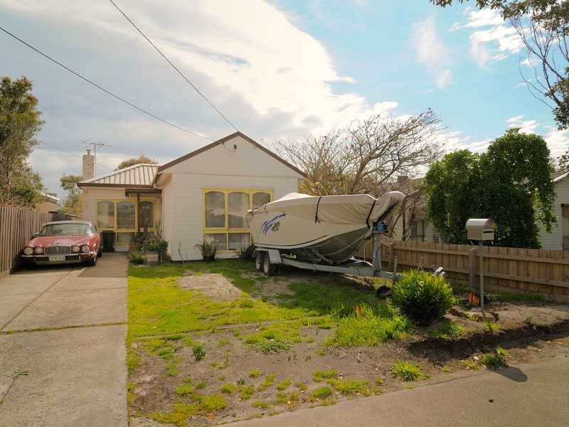 1 Kangaroo Road, Chelsea VIC 3196