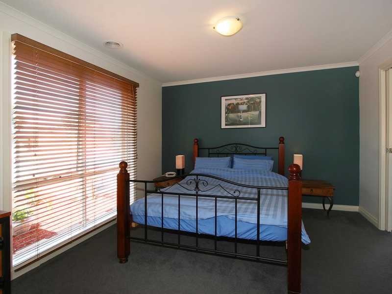 1/71 Woodbine Grove, Chelsea VIC 3196