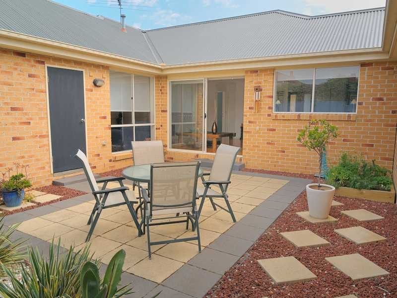 1/71 Woodbine Grove, Chelsea VIC 3196