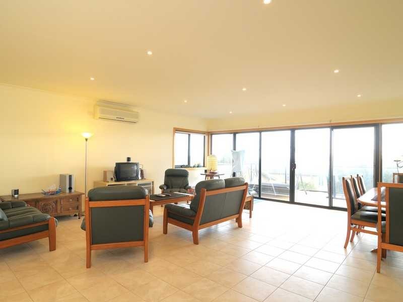 23 Herbert Street, Parkdale VIC 3195